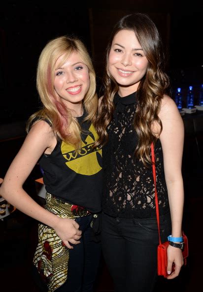 jennette mccurdy hawaii|Jennette McCurdy vacations on Hawaii + Miranda Cosgrove at LAX